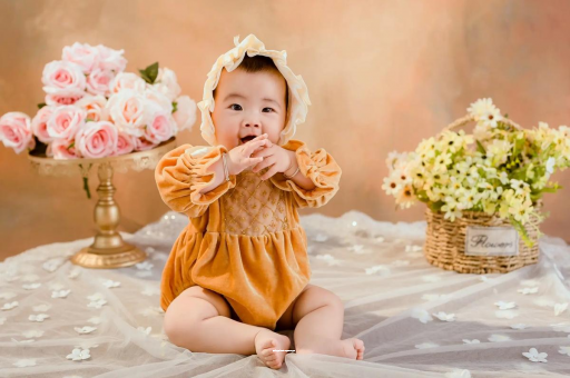 借卵生子机构宝宝多大可以吃水果